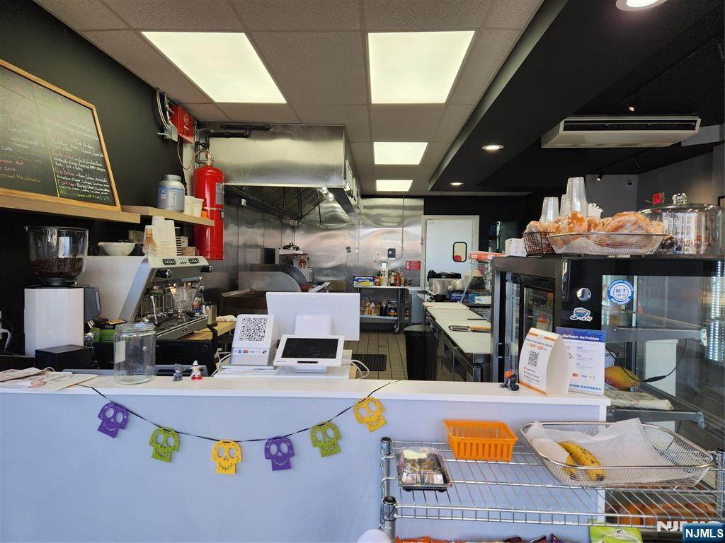 9 Watsessing Avenue - Photo 1