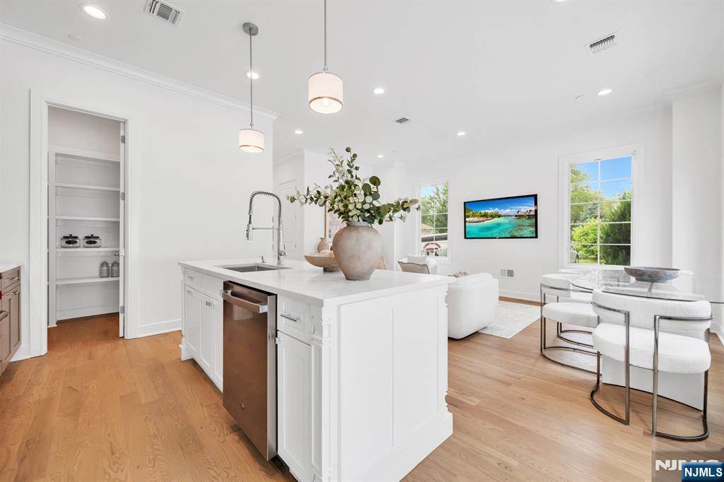 24 Gabriel Court - Photo 1