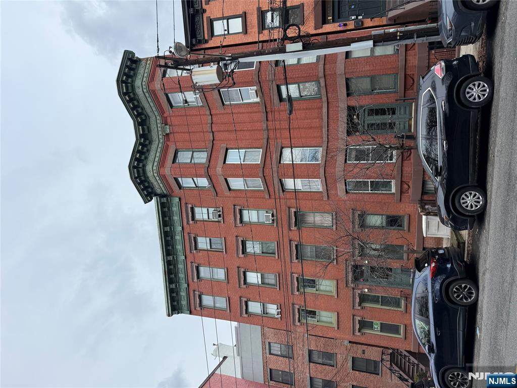 234 6th Street - Photo 1