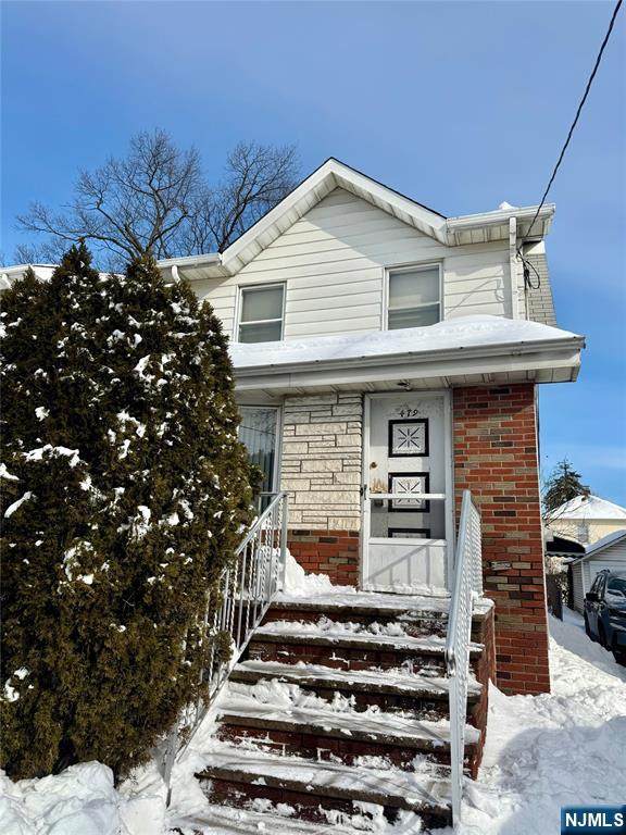 479 Columbia Avenue - Photo 1