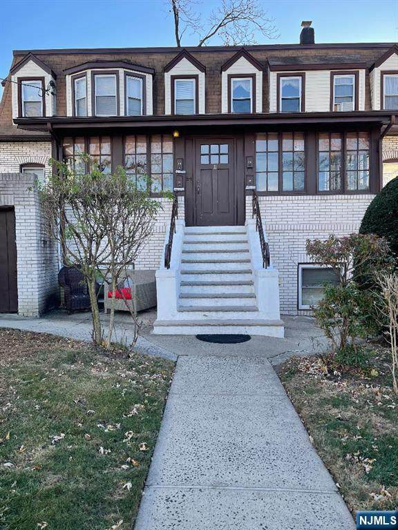 11 Preston - Photo 1