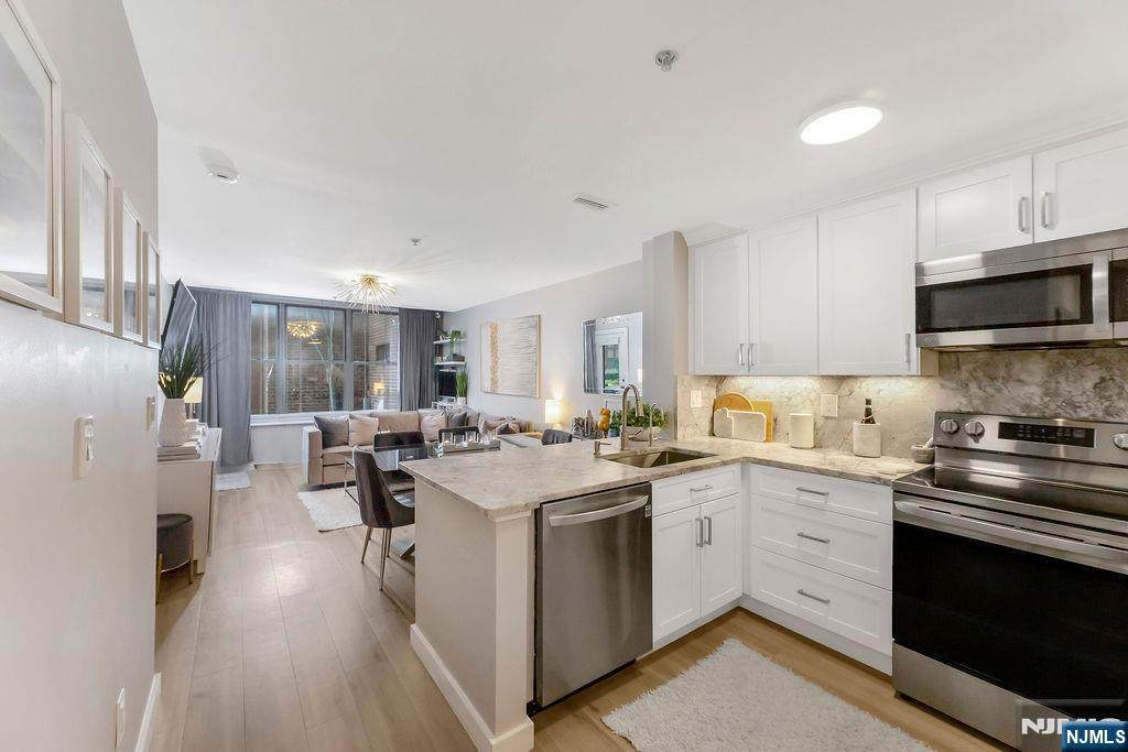 26 Avenue Port Imp - Photo 1