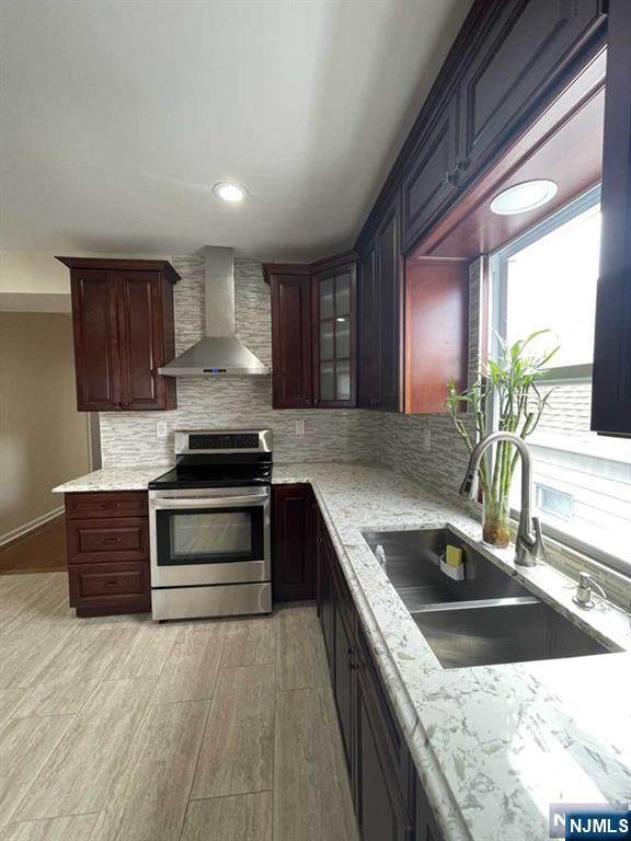 17-19 Laurel - Photo 1