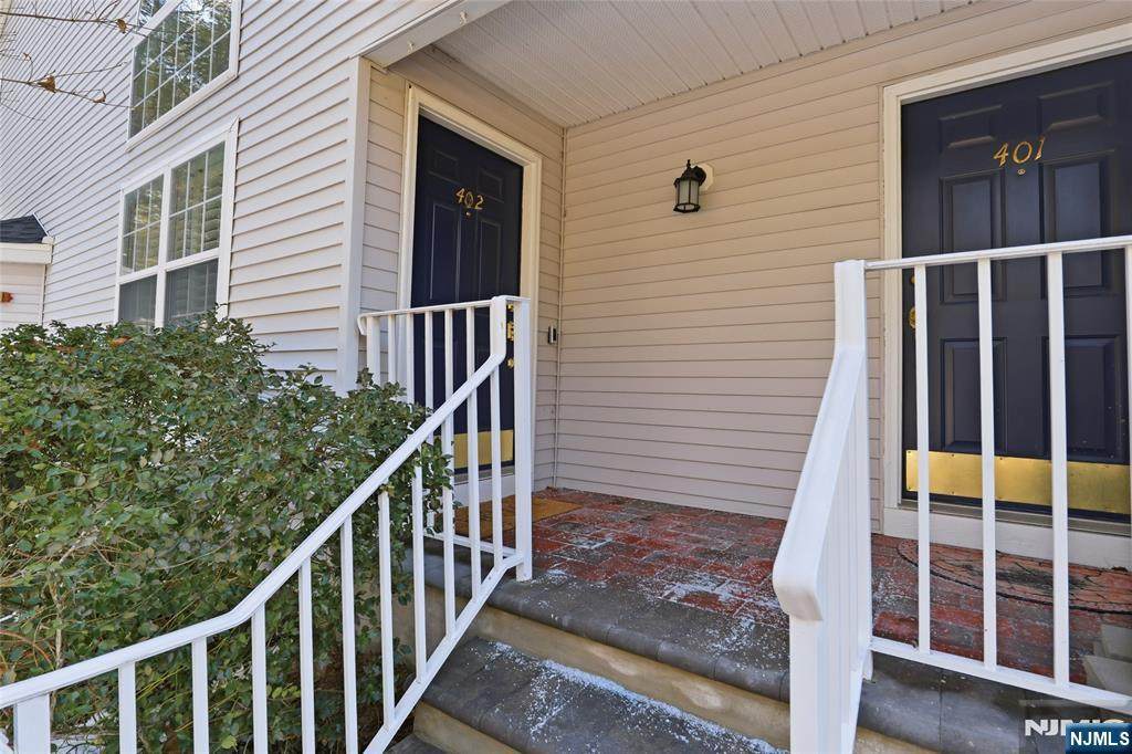 402 Dalton - Photo 1