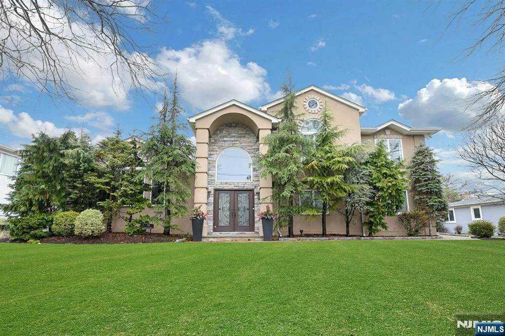 38 Geraldine Road - Photo 1