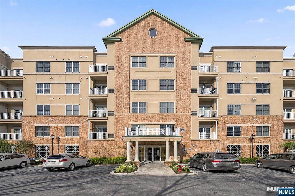 2404 Windsor Park - Photo 1