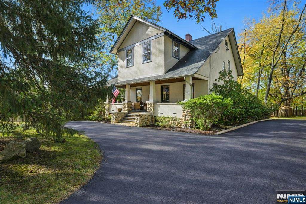 39 Highview - Photo 1