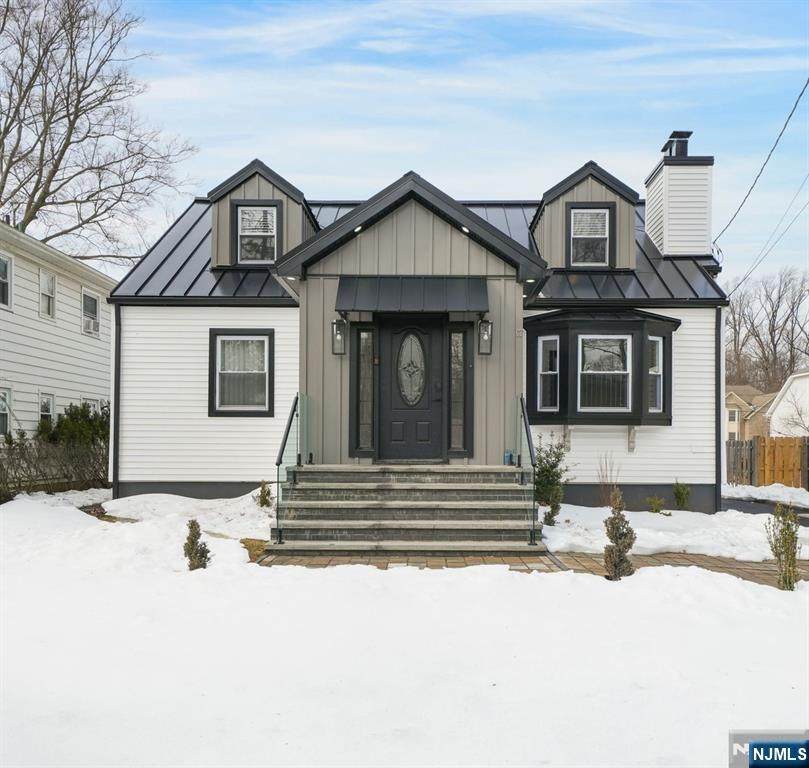 67 Maple Avenue - Photo 1