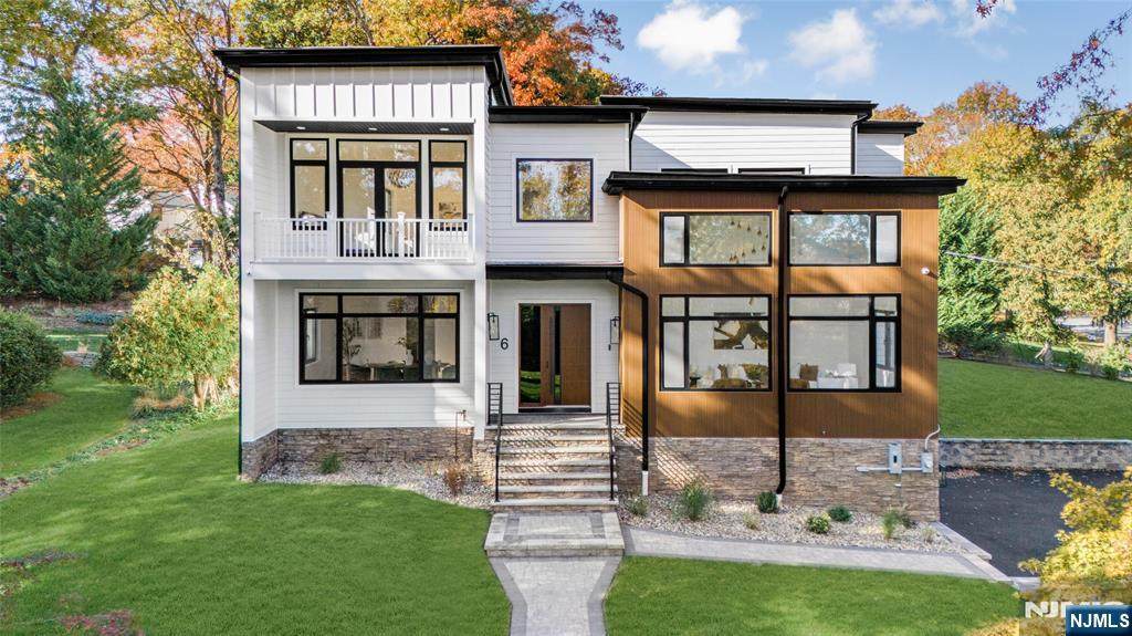 6 Cambridge Drive - Photo 1