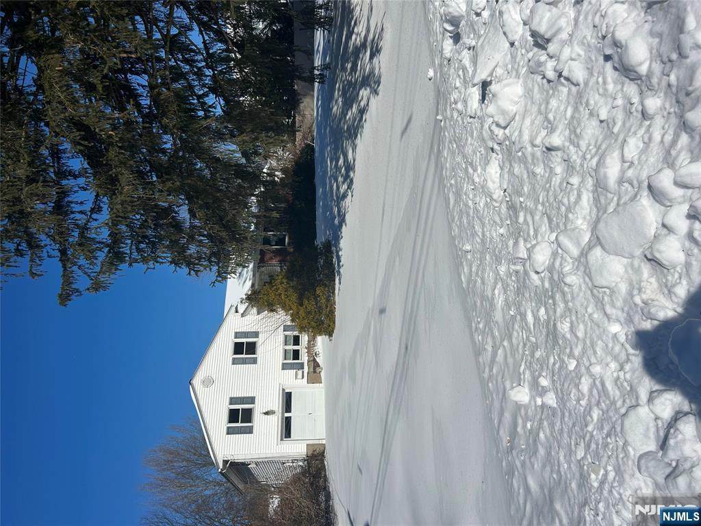 64 William Street - Photo 1