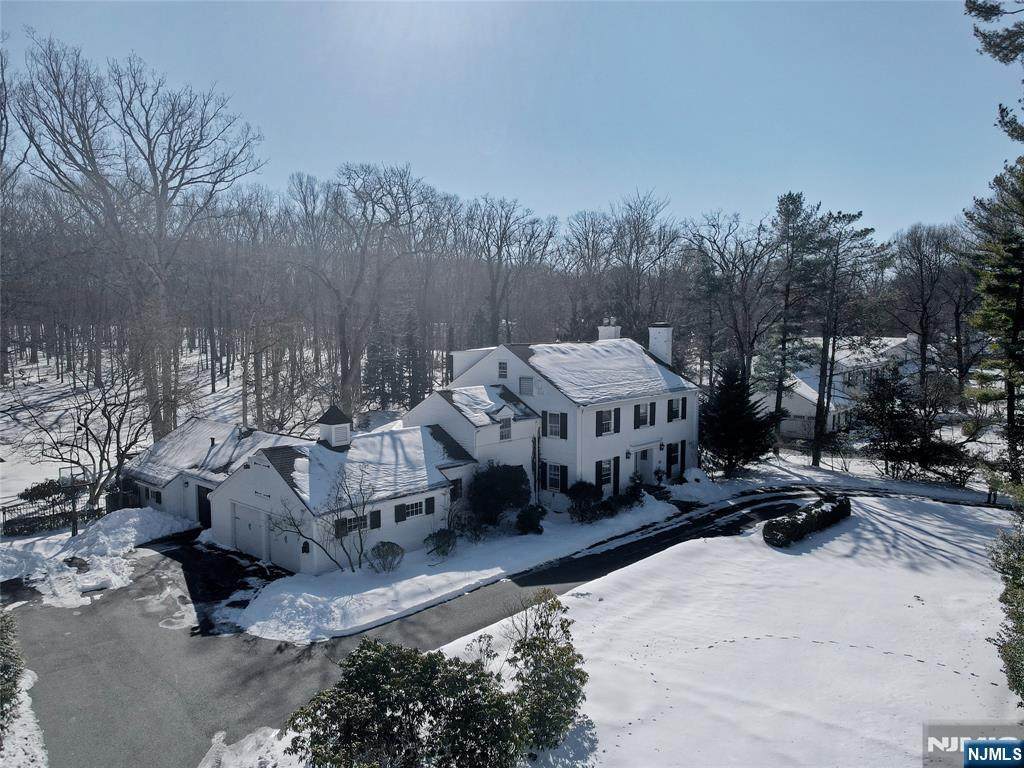 83 Devon Road - Photo 1