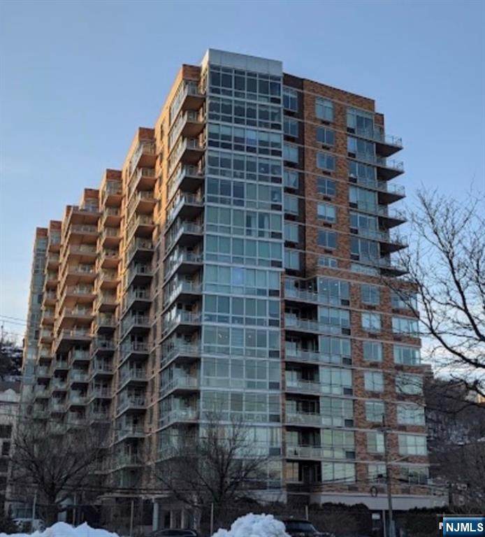 316 Hudson Park - Photo 1