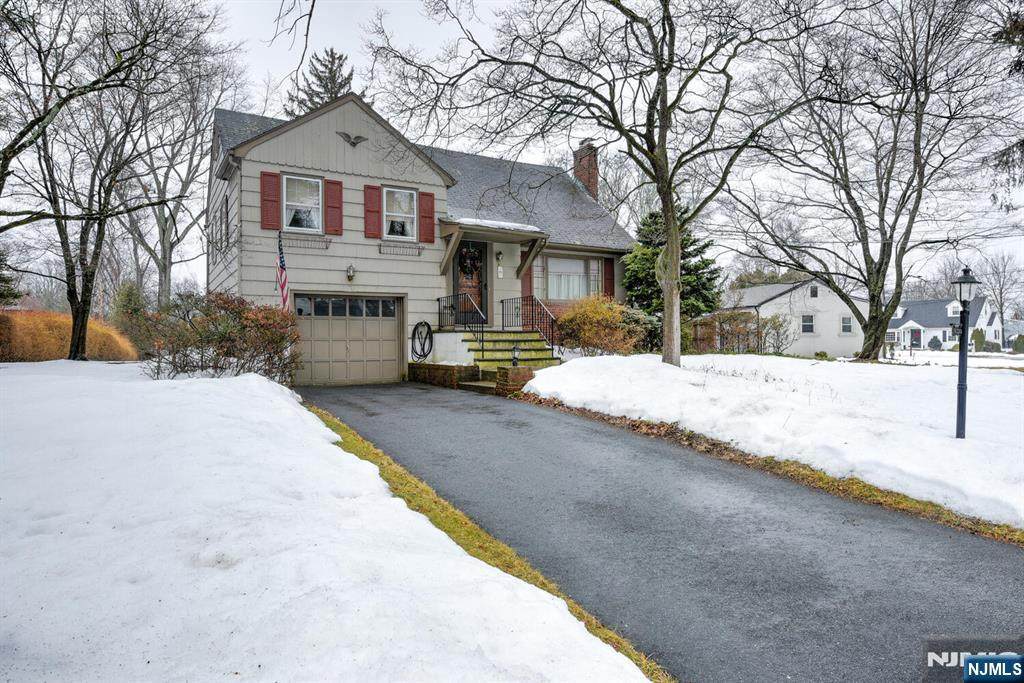 30 Perrin Drive - Photo 1