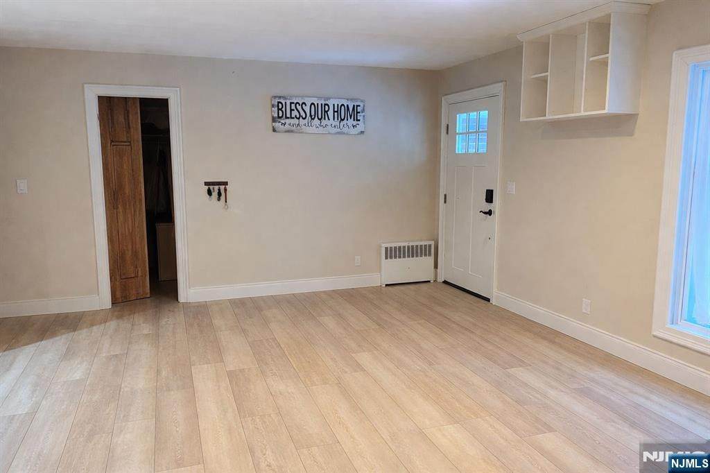 120 Louis Street - Photo 1