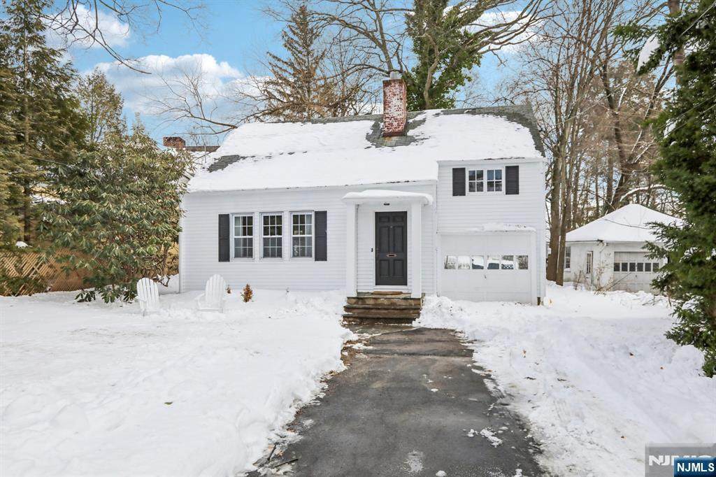 11 Monroe Street - Photo 1