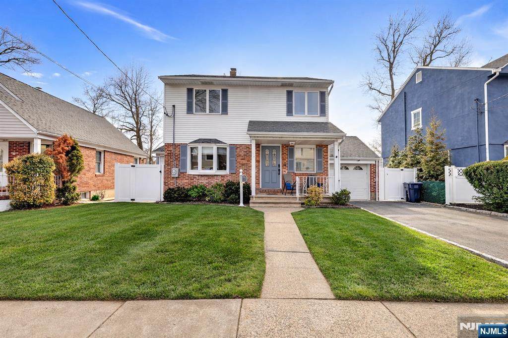 119 Sussex Road - Photo 1