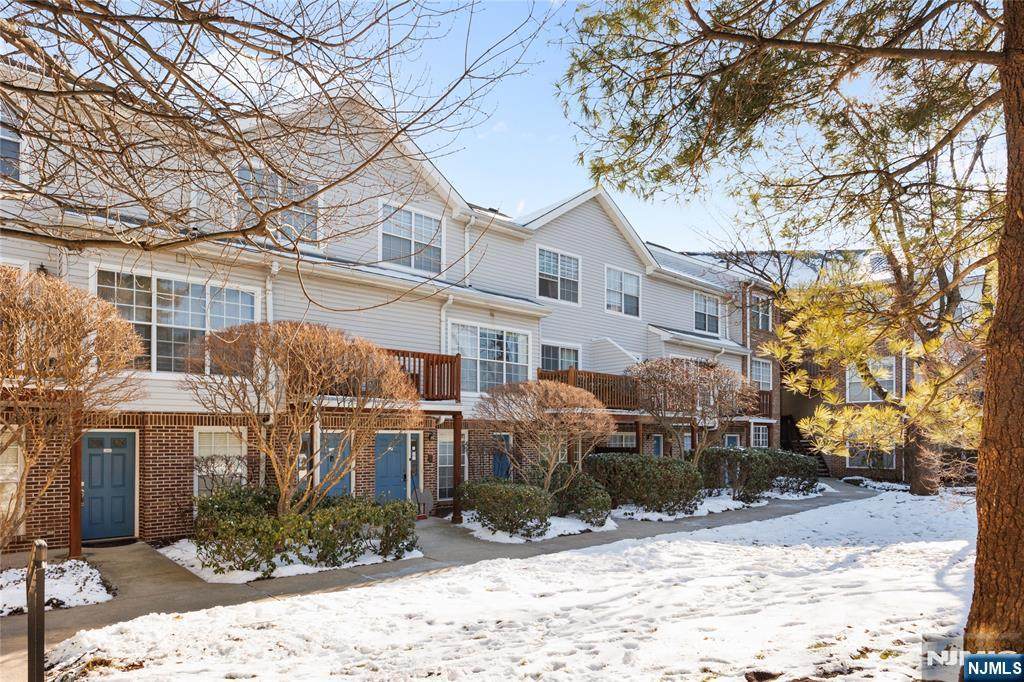 1444 Westgate - Photo 1