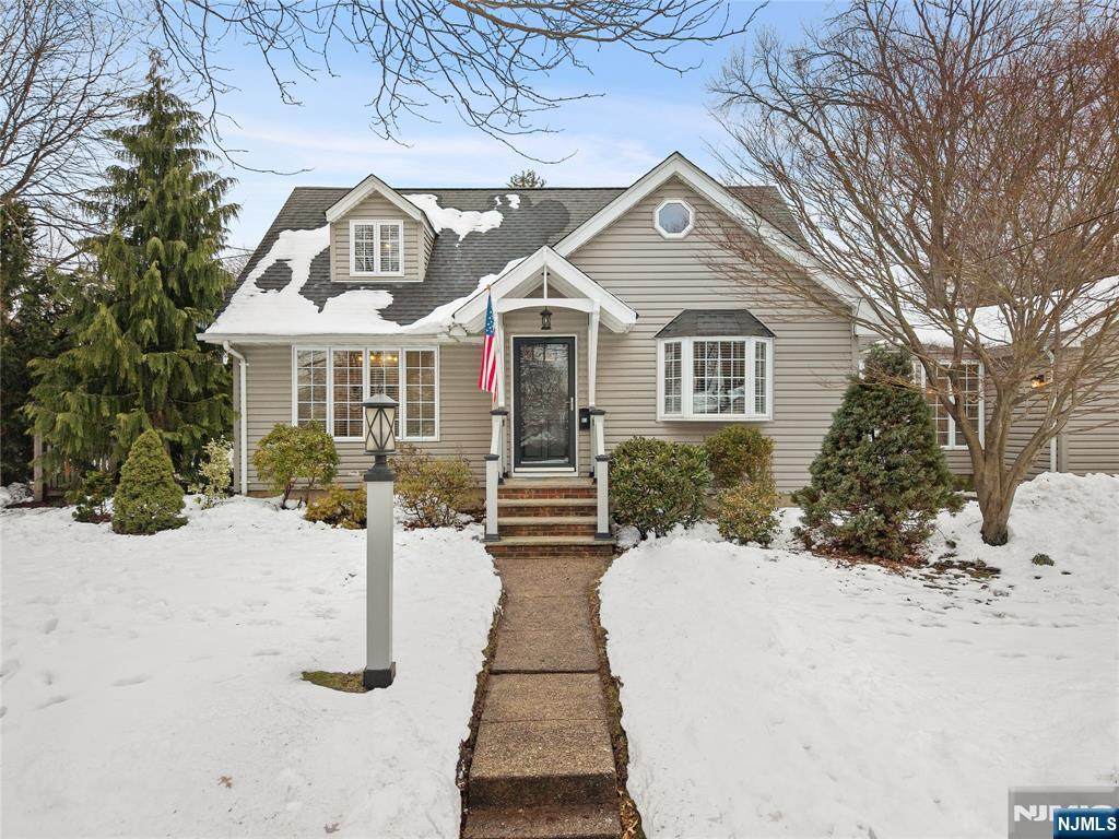 93 Bromley Place - Photo 1