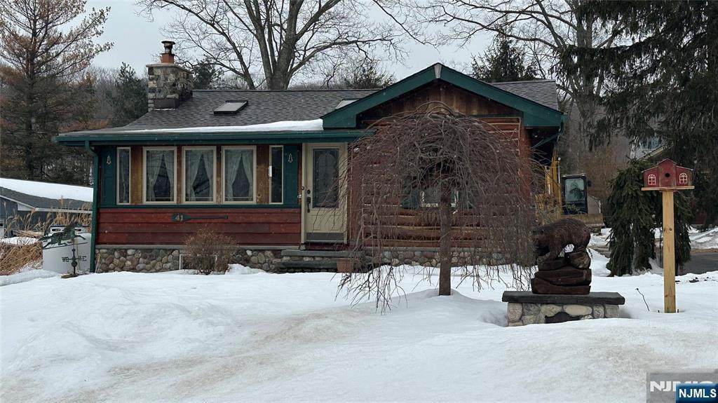 41 Hillside Avenue - Photo 1