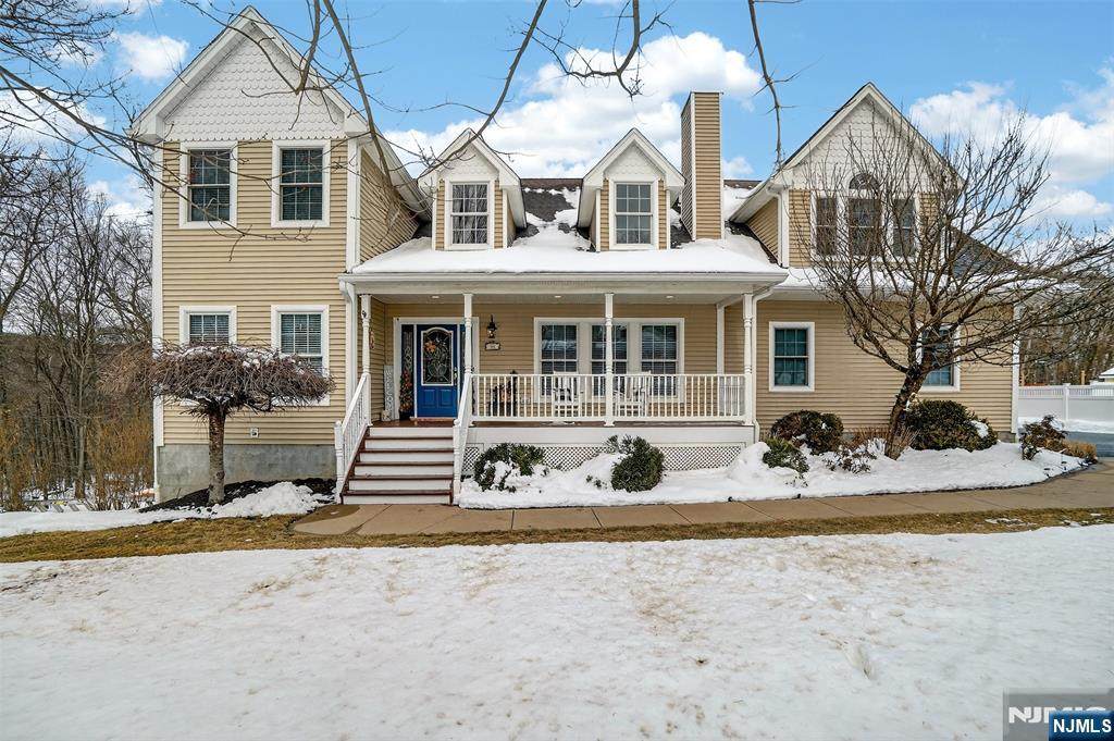 40 Cedar Street - Photo 1