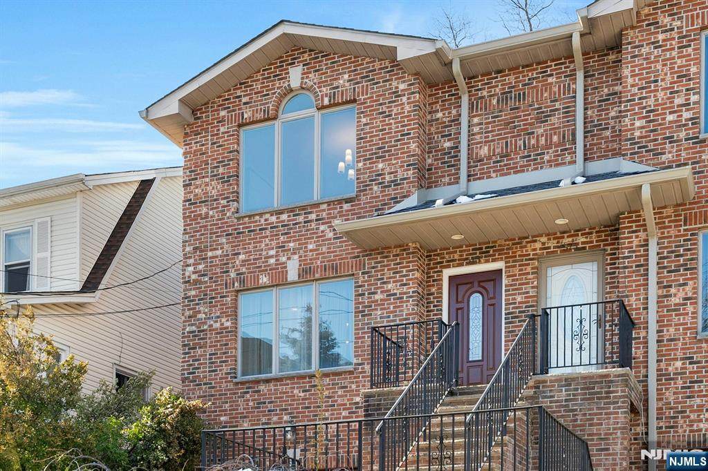573 Kearney Avenue - Photo 1