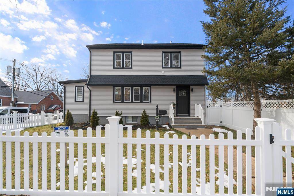 266 Elm Avenue - Photo 1