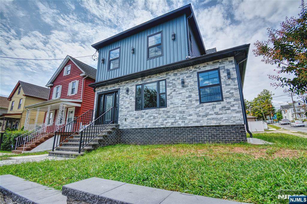 72 Hille Place - Photo 1