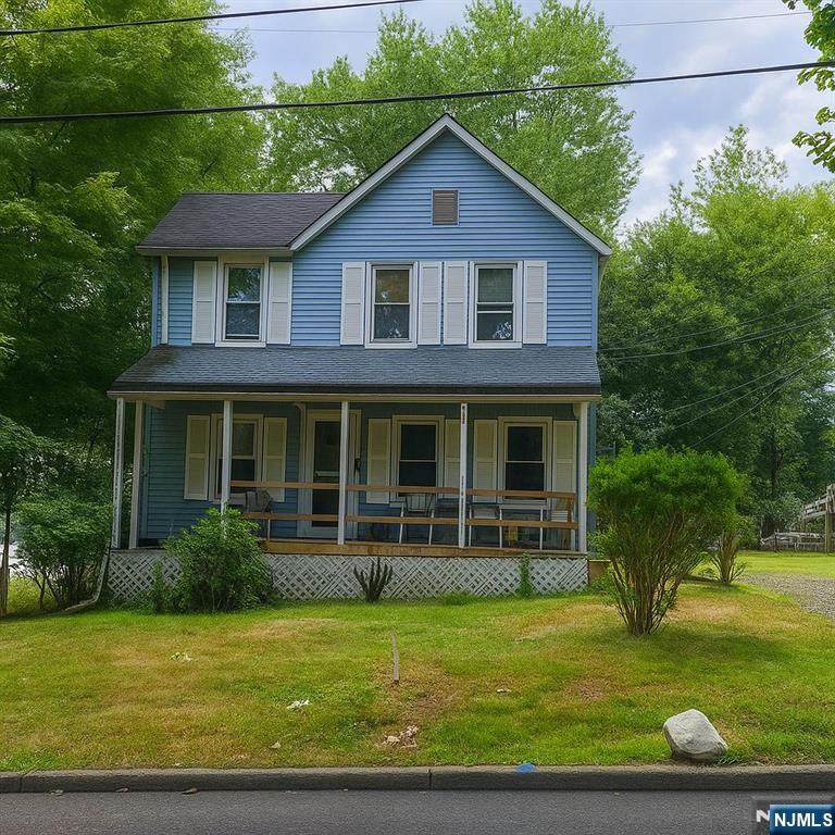208 Manhattan Avenue - Photo 1