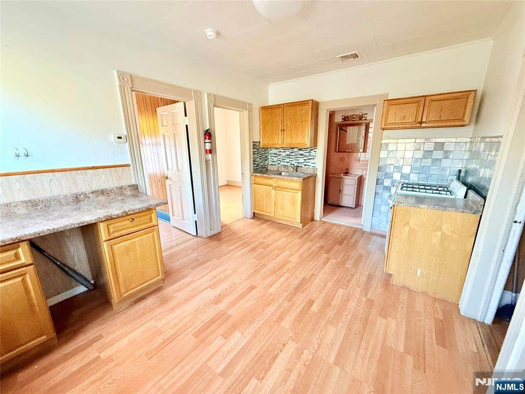 71 Passaic - Photo 1