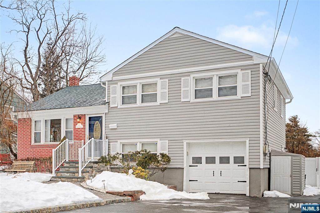 11 Terrace Avenue - Photo 1