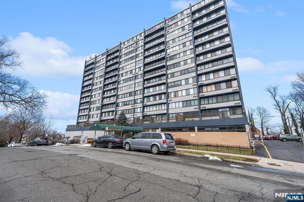 170 Lafayette Avenue - Photo 1