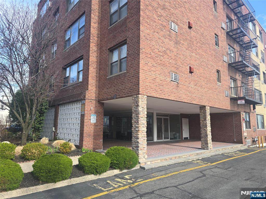 275 Hoym - Photo 1