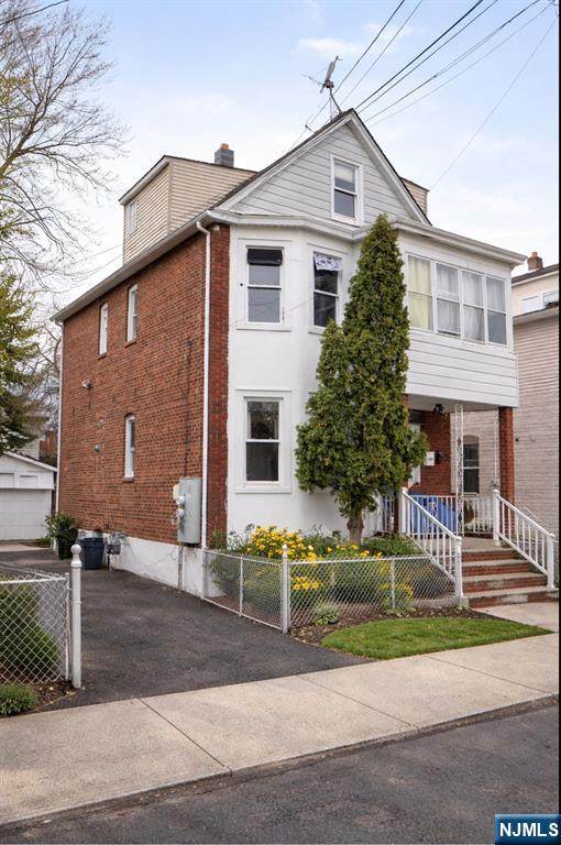 16 Krueger Place - Photo 1