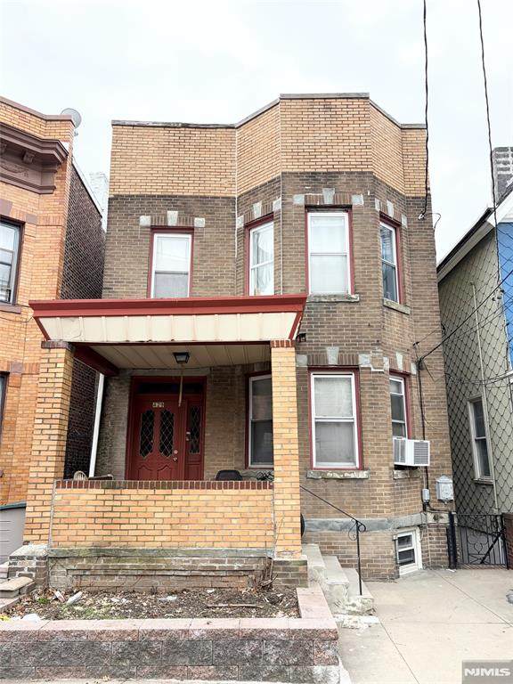 429 65th Street - Photo 1