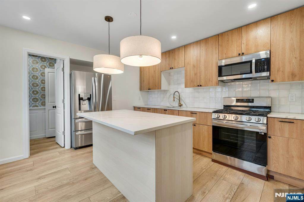316 Palisade - Photo 1