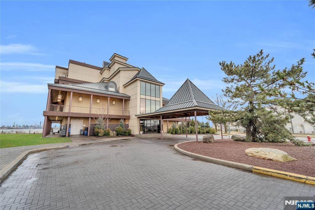 101 Shearwater Court - Photo 1