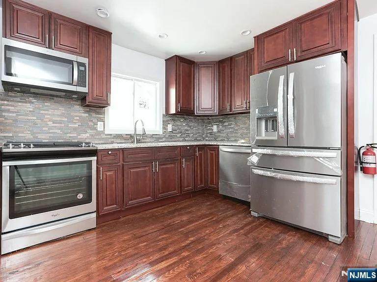 202 Kerrigan - Photo 1