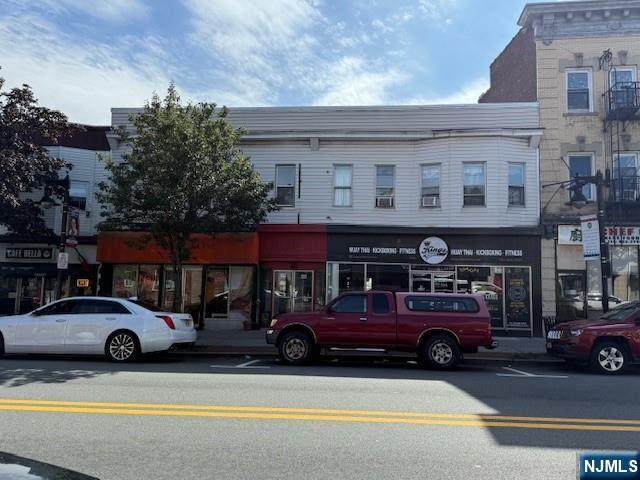 234 Paterson - Photo 1