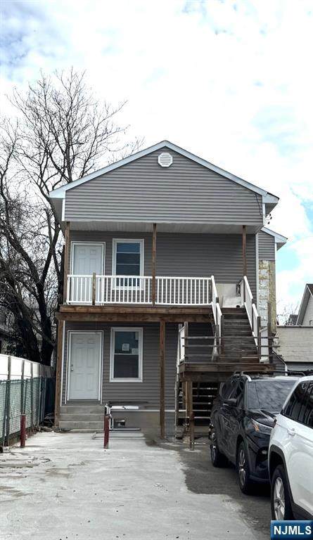 120 Sheridan Avenue - Photo 1