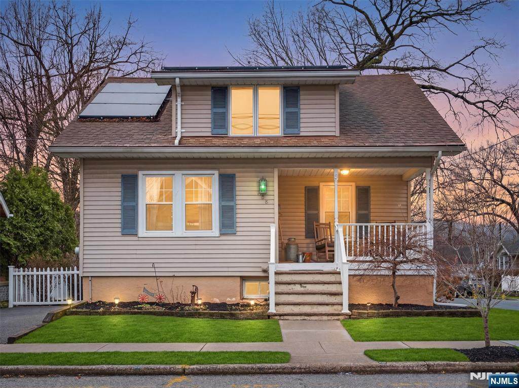 108 9th Avenue - Photo 1