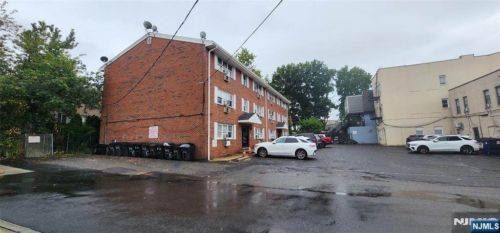 6 Alliotts Place - Photo 1