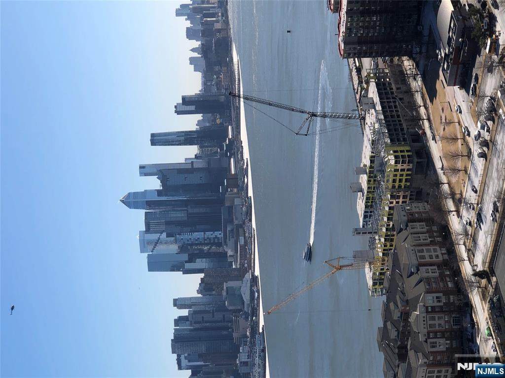 5701 Kennedy - Photo 1