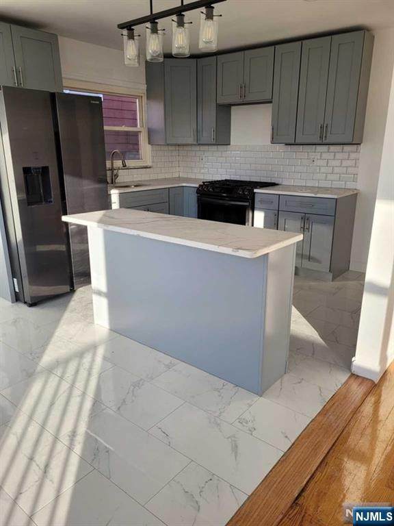 224 11th - Photo 1