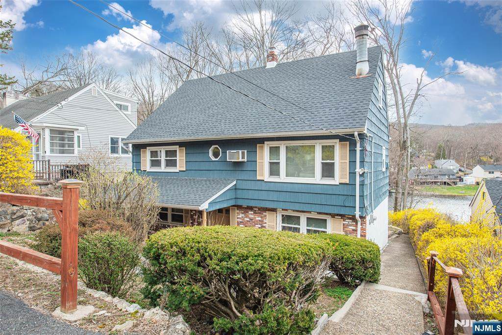 237 Skyline Lake Drive - Photo 1