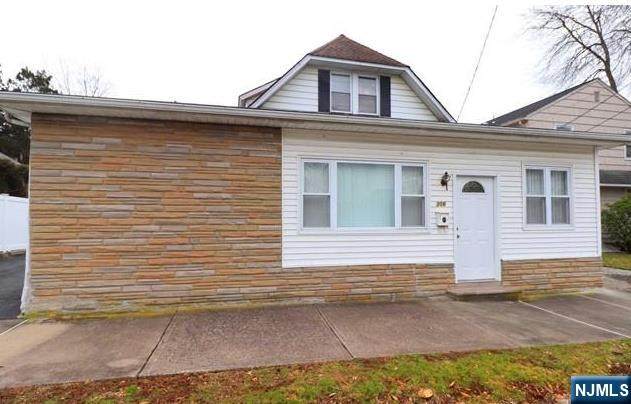 386 Rea Avenue - Photo 1