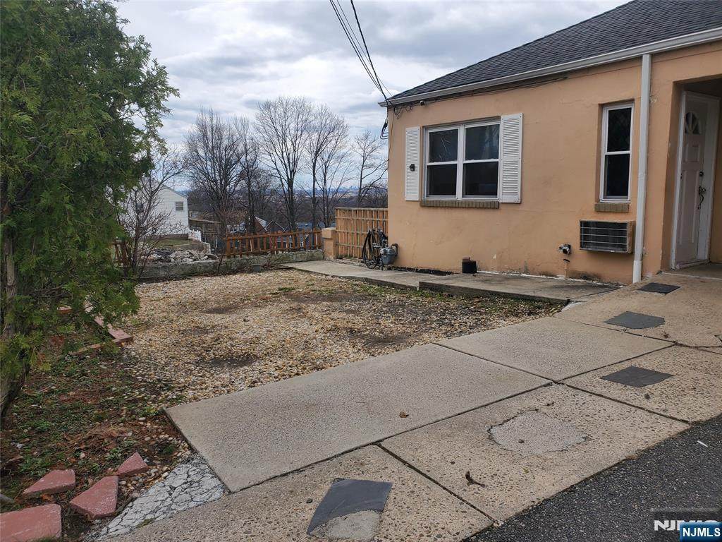 143 Bergen - Photo 1