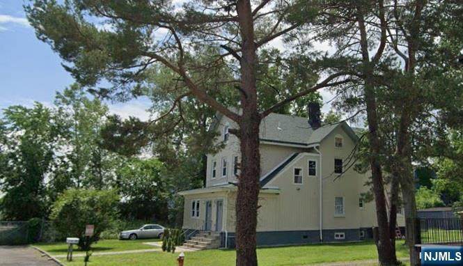 37 Riverside - Photo 1