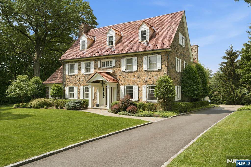 123 Highland Avenue - Photo 1