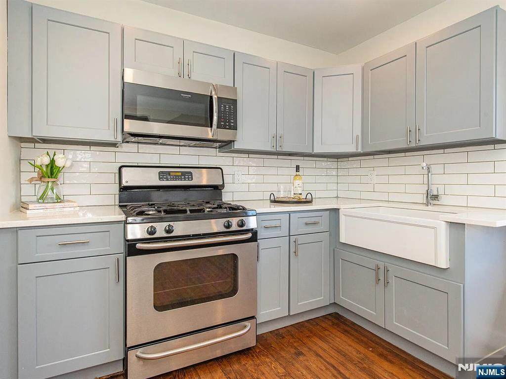 116 Franklin - Photo 1