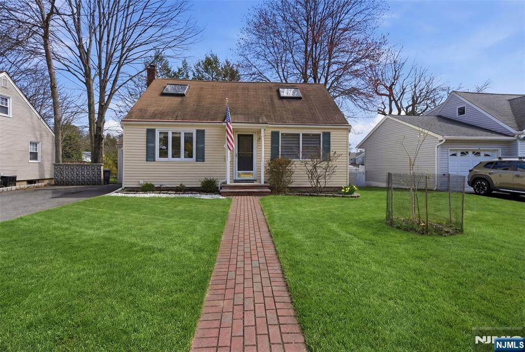 126 Brookside - Photo 1